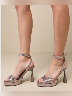 Seychelles Sweet Nothings Morganite Metallic Strappy Heels Size 6.5